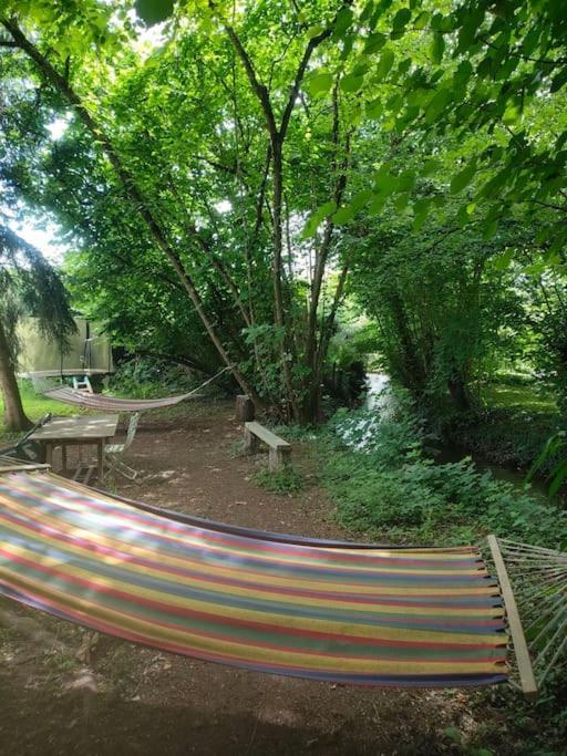 Le Ptit Loft Villa Brechamps Bagian luar foto